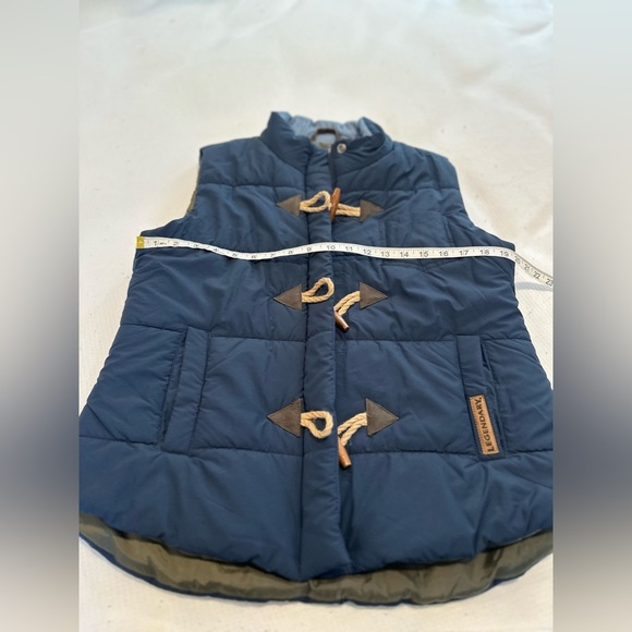 NWOT Legendary Whitetails Womens Sz:M Navy Blue Zip Up Toggle Button Puffer Vest - Picture 5 of 10